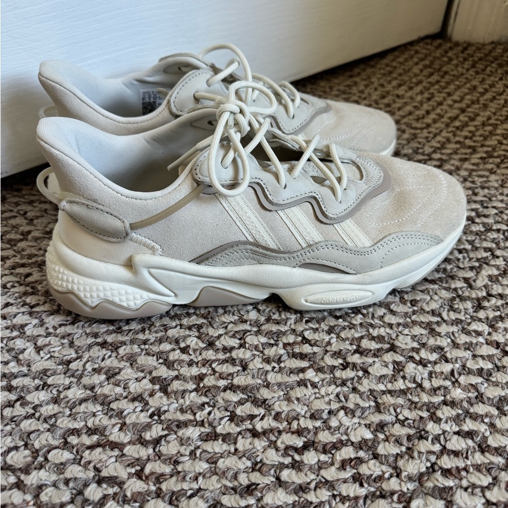 Adidas Ozweego Sneakers
